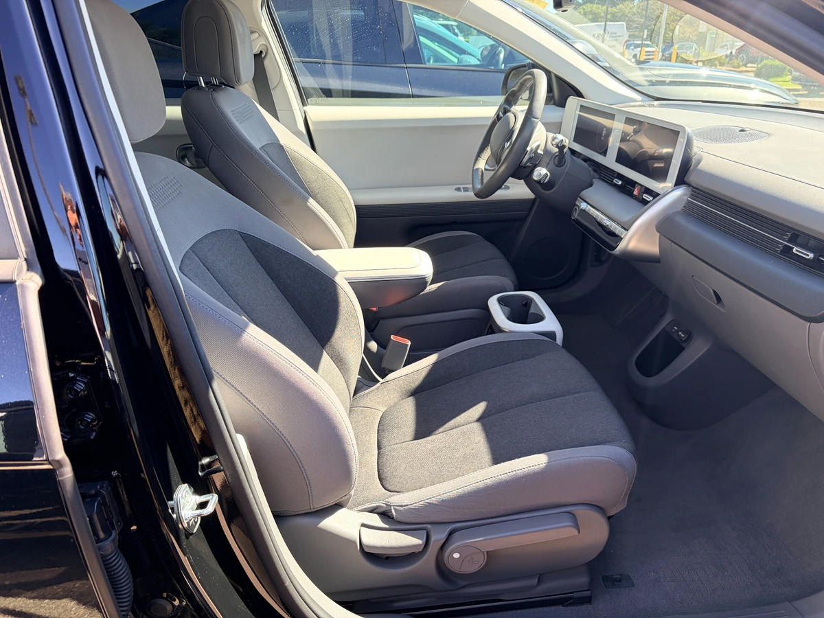 2024 Hyundai IONIQ 5 SEL - Photo 12