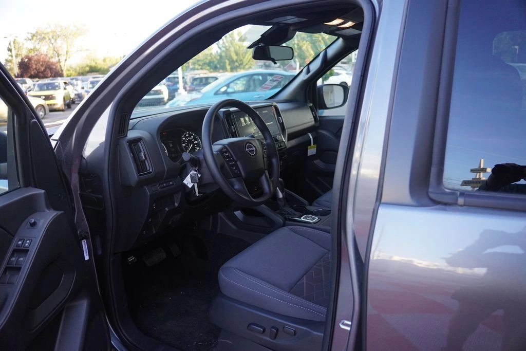 2026 Nissan Frontier SV - Photo 23