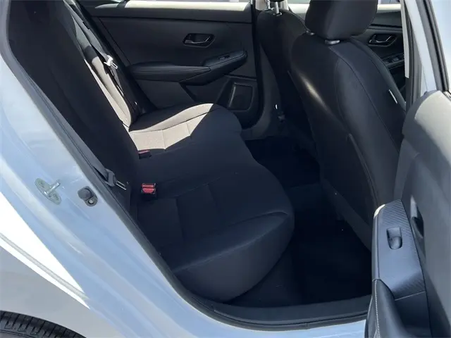 2025 Nissan Sentra S photo 18