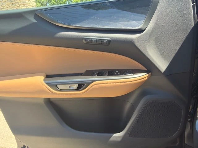 2025 Lexus NX 350 - Photo 28