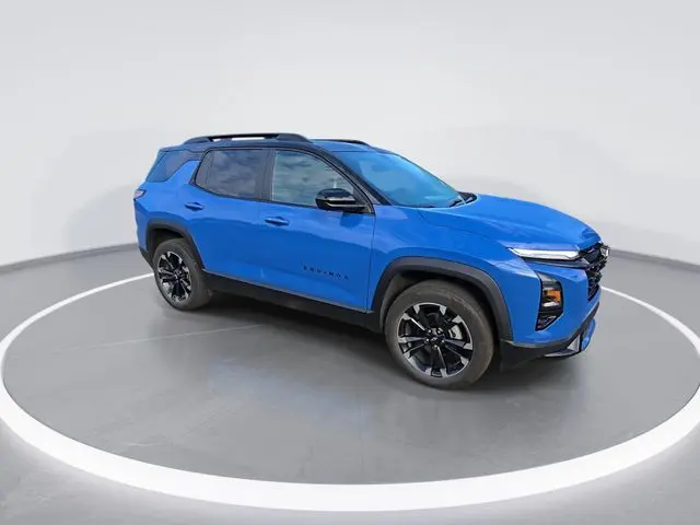 2025 Chevrolet Equinox RS photo 2