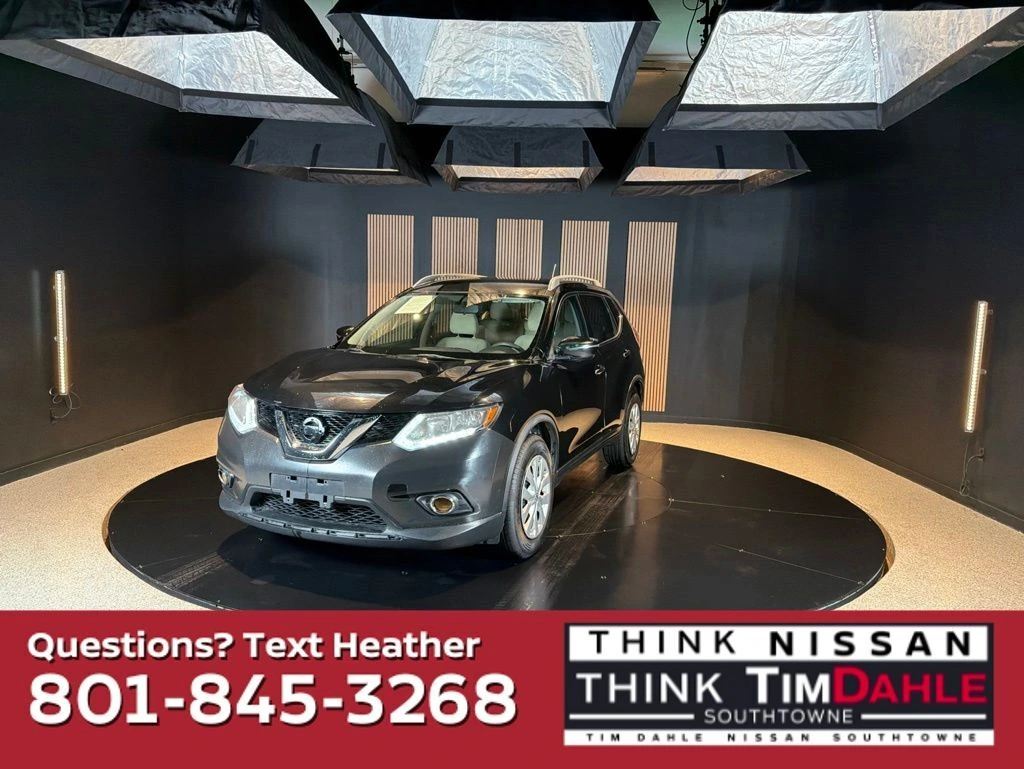 2016 Nissan Rogue S FWD's photo