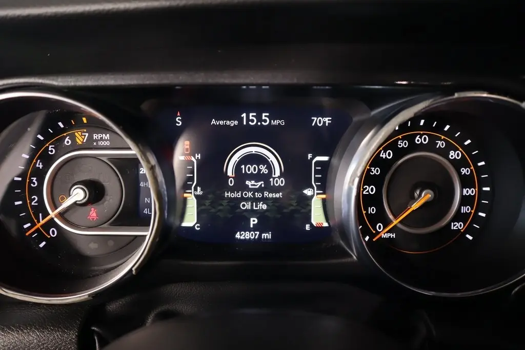 2022 Jeep Gladiator Altitude photo 4