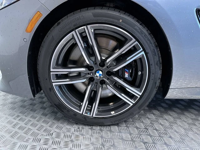 2026 BMW 8 Series 840i - Photo 27