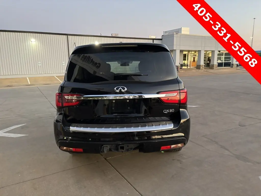 2019 Infiniti QX80 Luxe photo 4