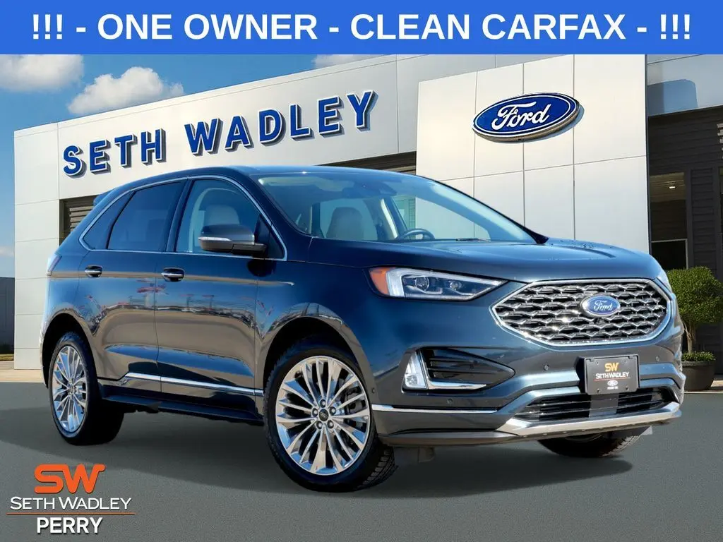 2024 Ford Edge Titanium's photo