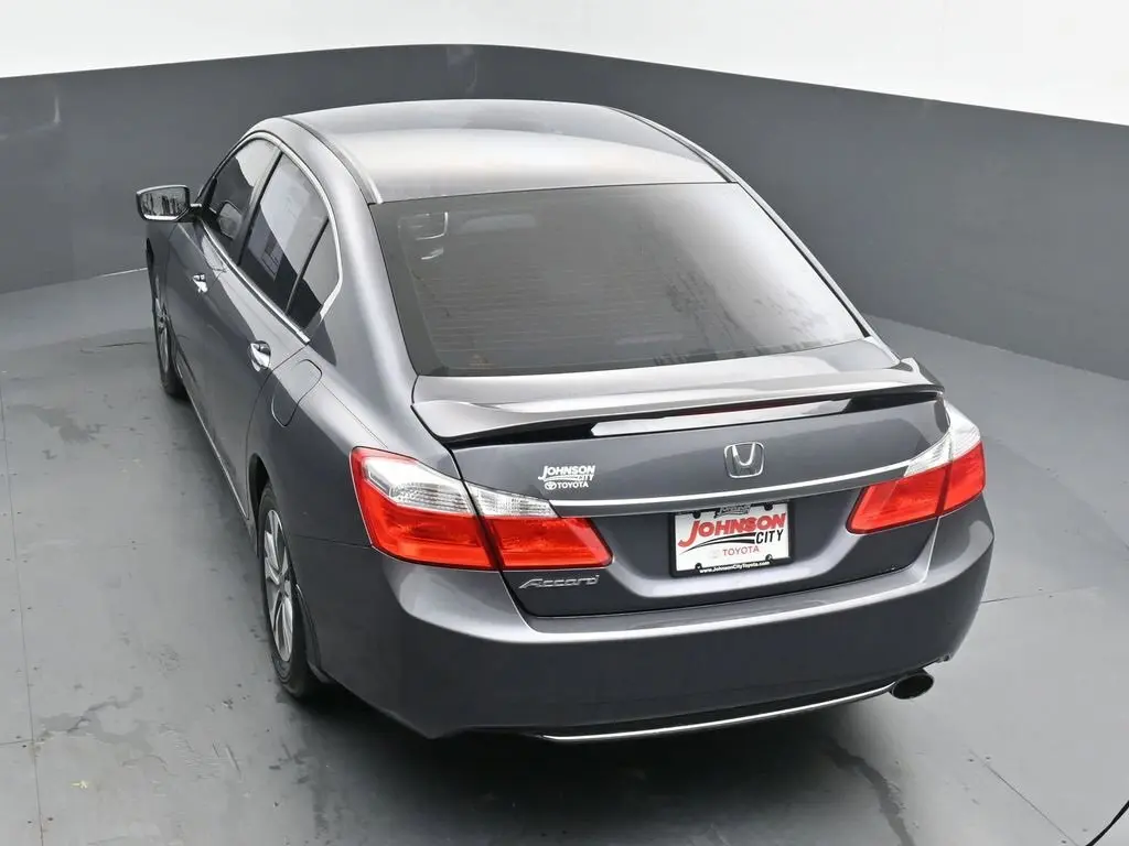 2015 Honda Accord LX photo 32