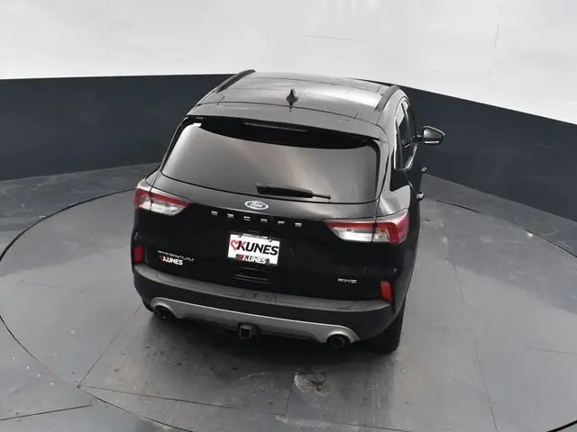 2022 Ford Escape Titanium photo 24