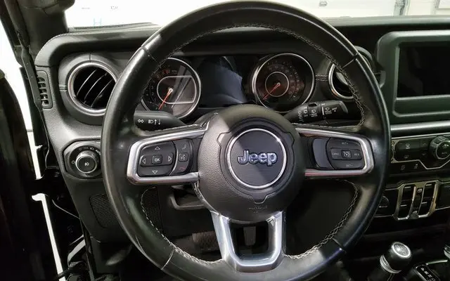 2021 Jeep Wrangler Unlimited Sahara photo 16