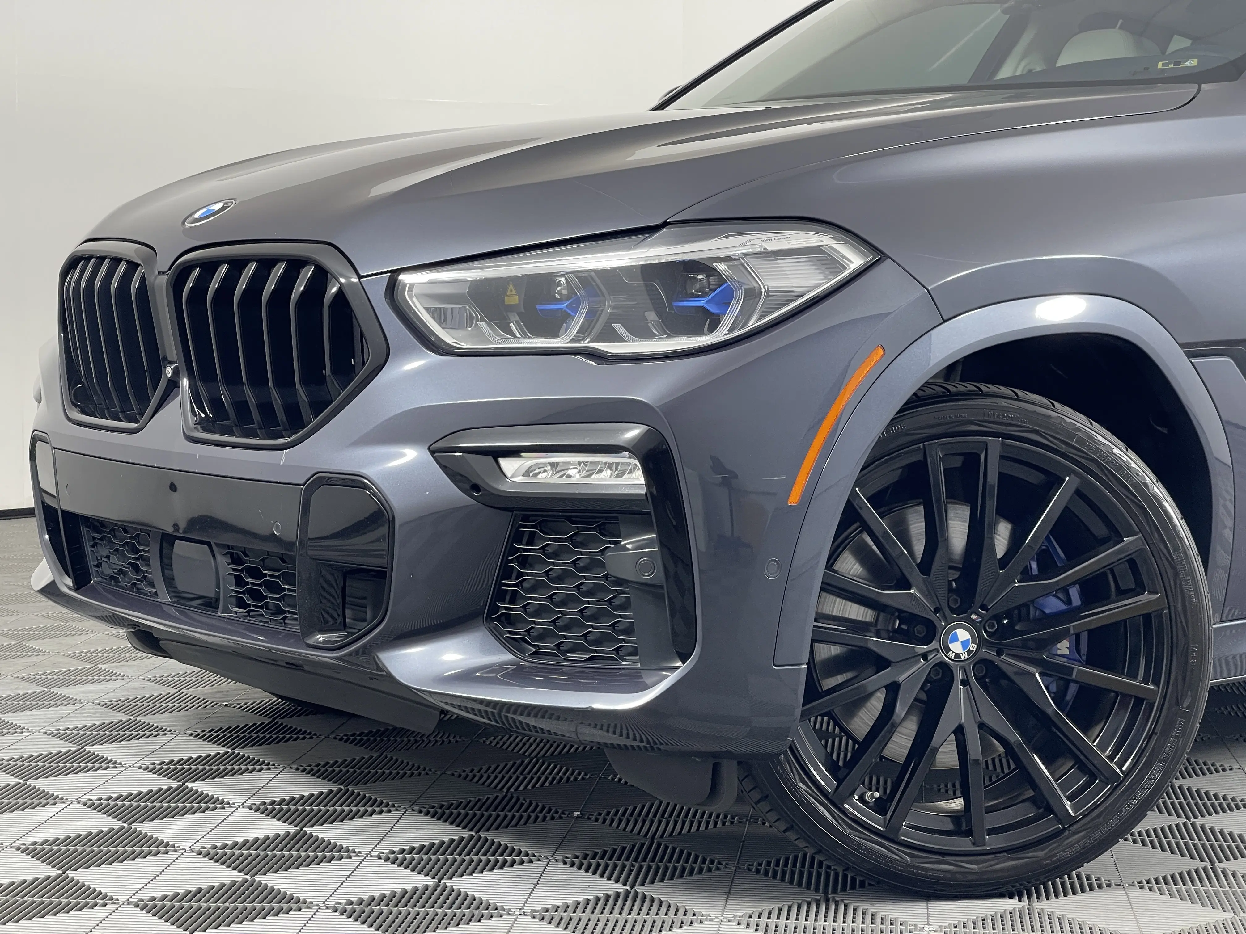2020 Bmw X6 M50i photo 3