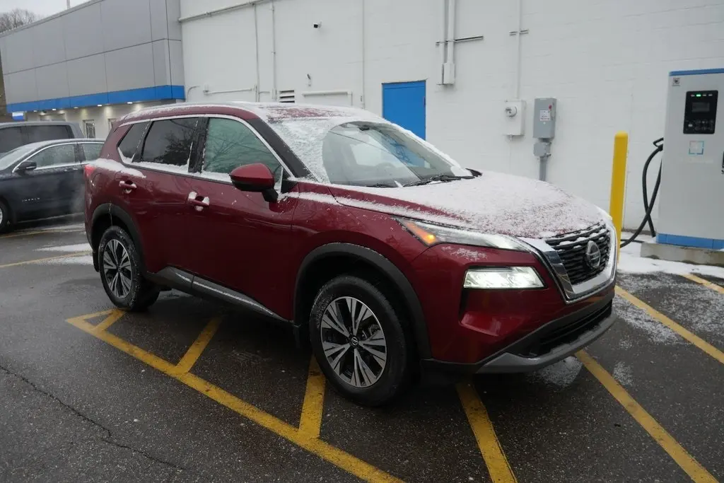 Used 2021 Nissan Rogue SV with VIN JN8AT3BB3MW236192 for sale in Garrettsville, OH