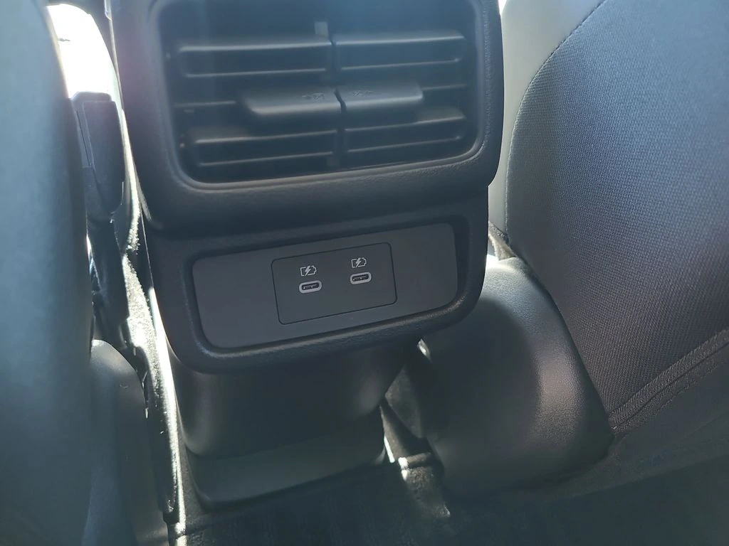 2026 Nissan LEAF SV+ - Photo 9