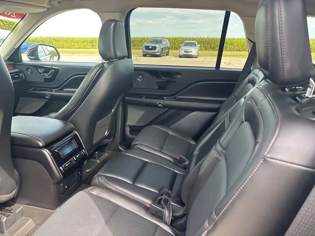 2023 Lincoln Aviator Reserve photo 10