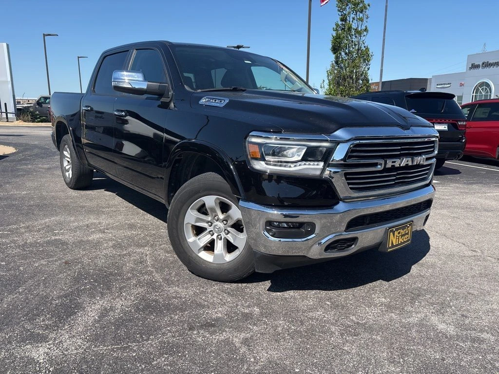 2022 RAM 1500 Laramie Crew Cab 5'7's photo