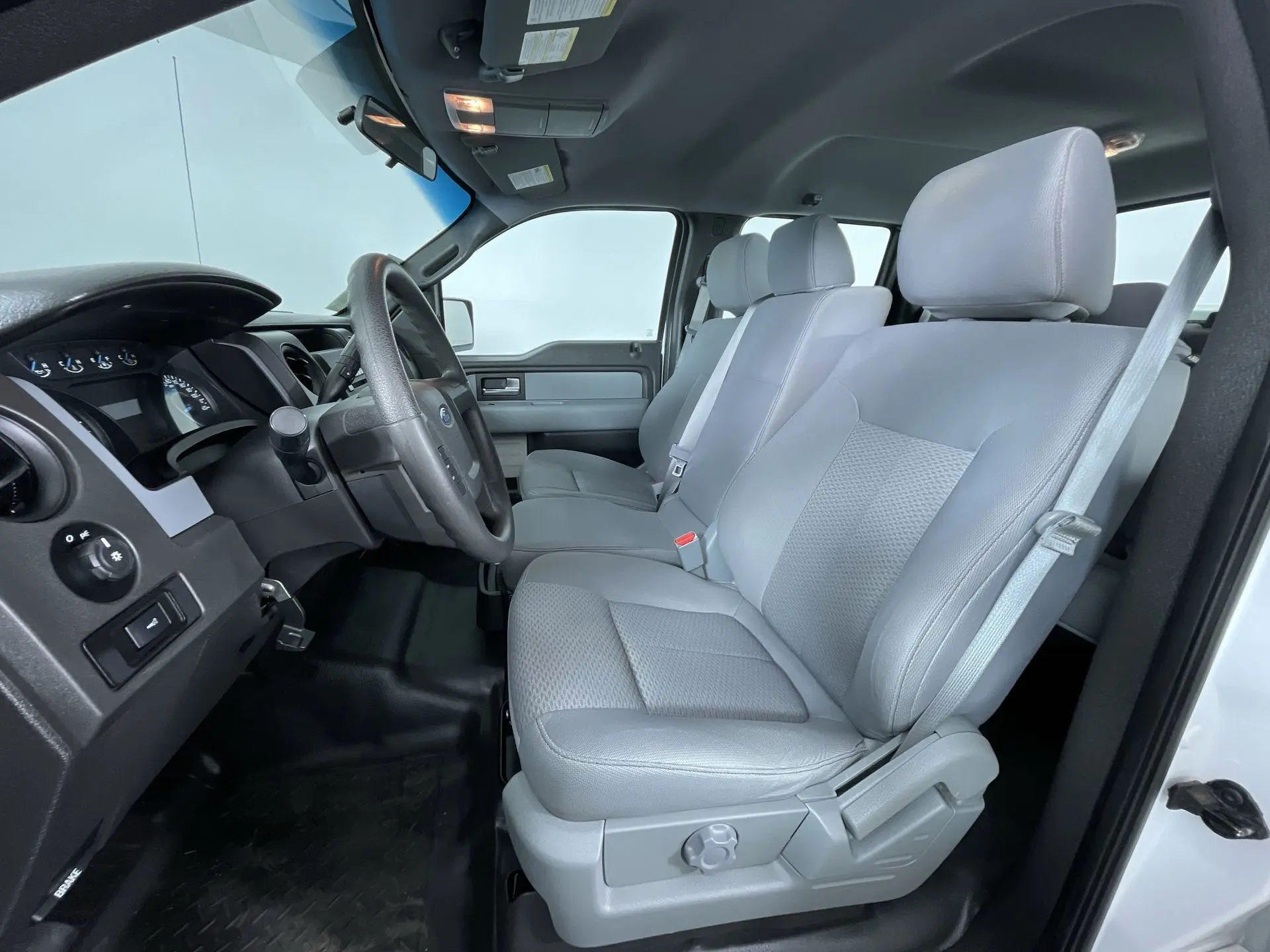 2013 Ford F-150 XL photo 13