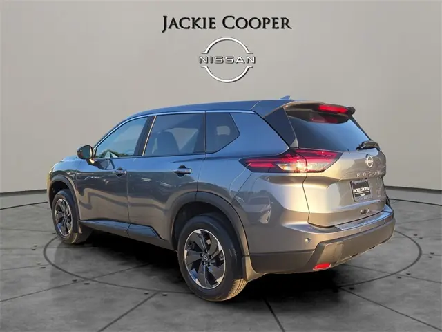 2026 Nissan Rogue SV photo 3