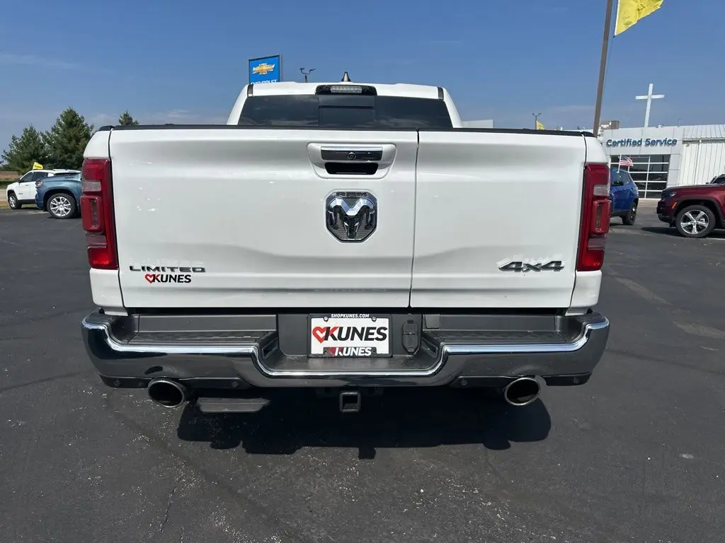 2021 Ram 1500 Limited photo 9