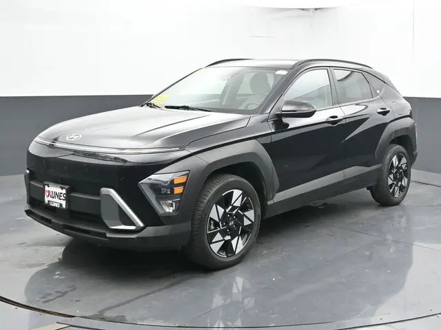 2024 Hyundai Kona SEL photo 4