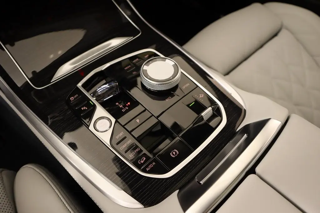 2026 Bmw X7 xDrive40i photo 8