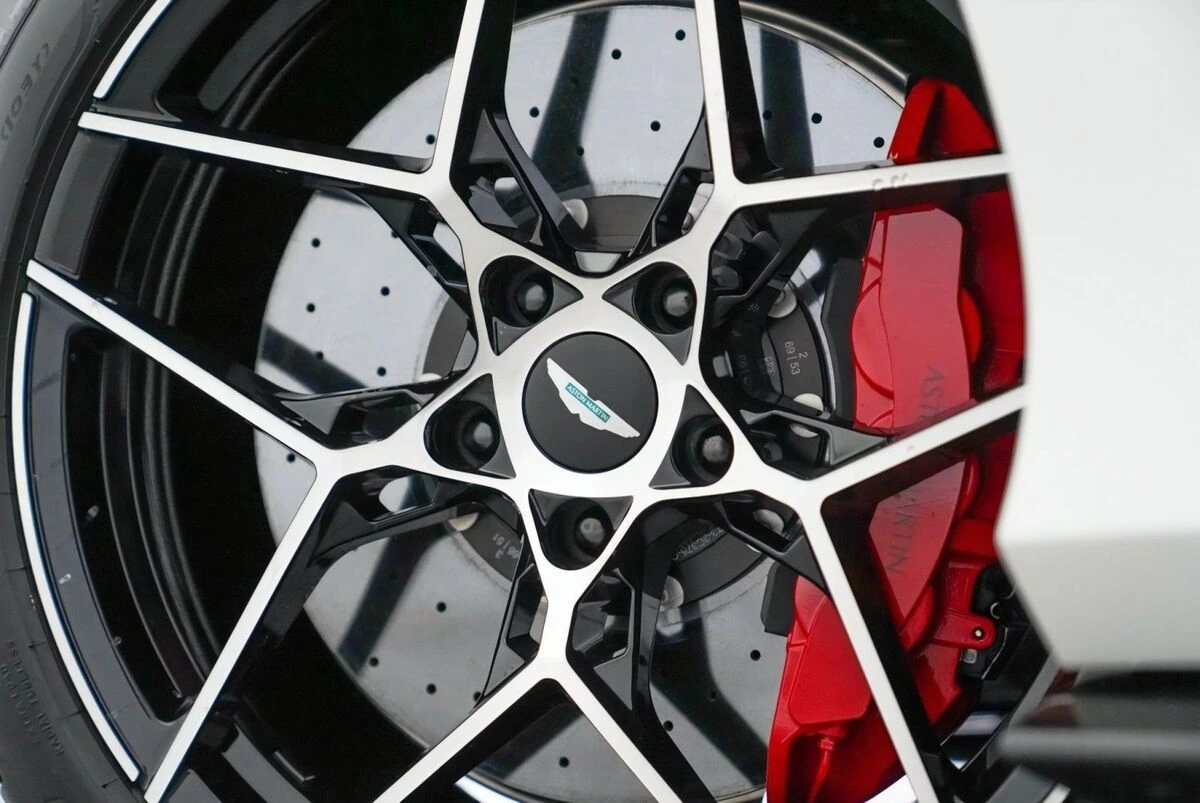 2026 Aston Martin Vanquish Base - Photo 54
