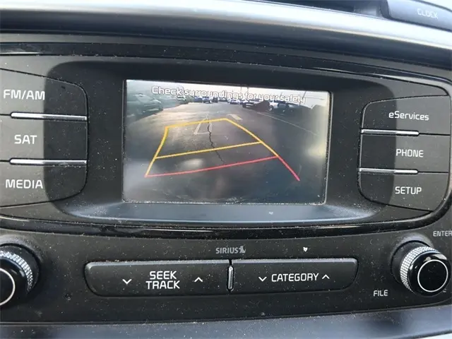 2016 Kia Sorento LX photo 18