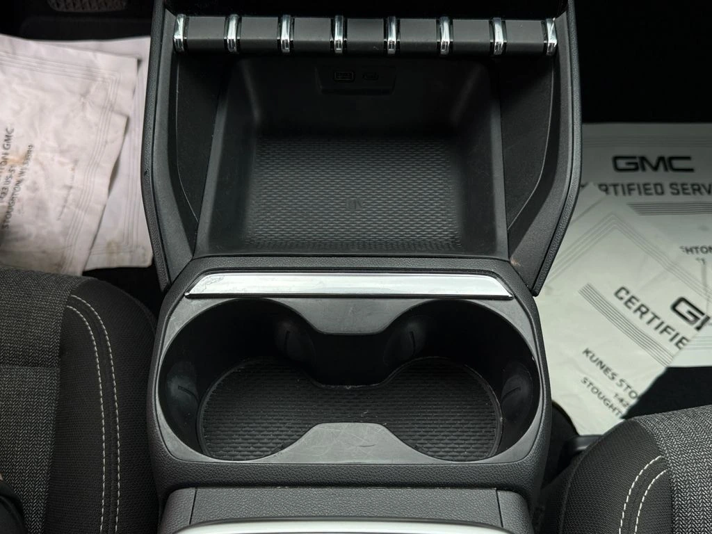 Photo 33