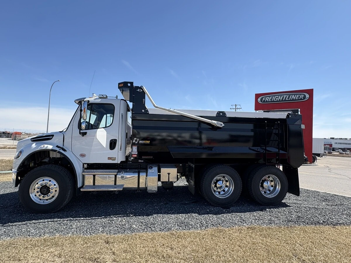 2026 Freightliner M2 106 — photo 8