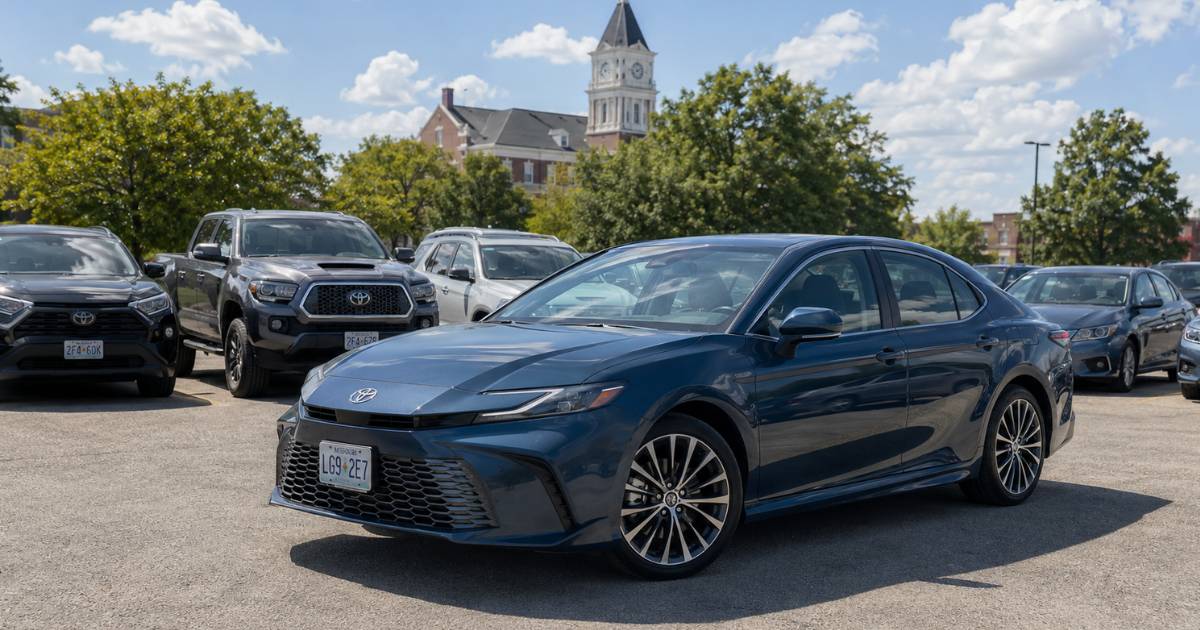 2026 Toyota Camry Hybrid MPG: Real-World Fuel Economy for Kirksville Commutes
