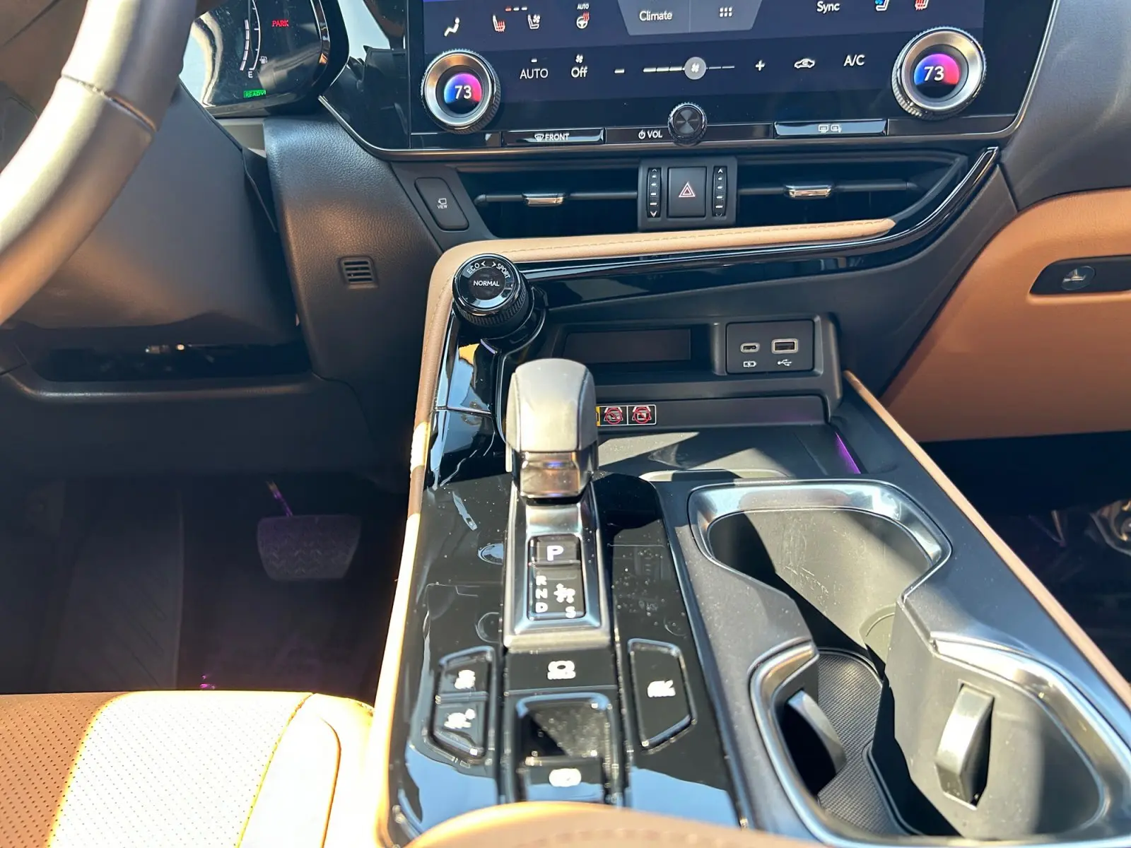 2025 Lexus NX 350h Premium AWD photo 11