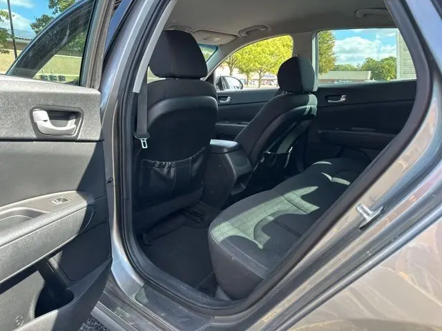2018 Kia Optima LX photo 18