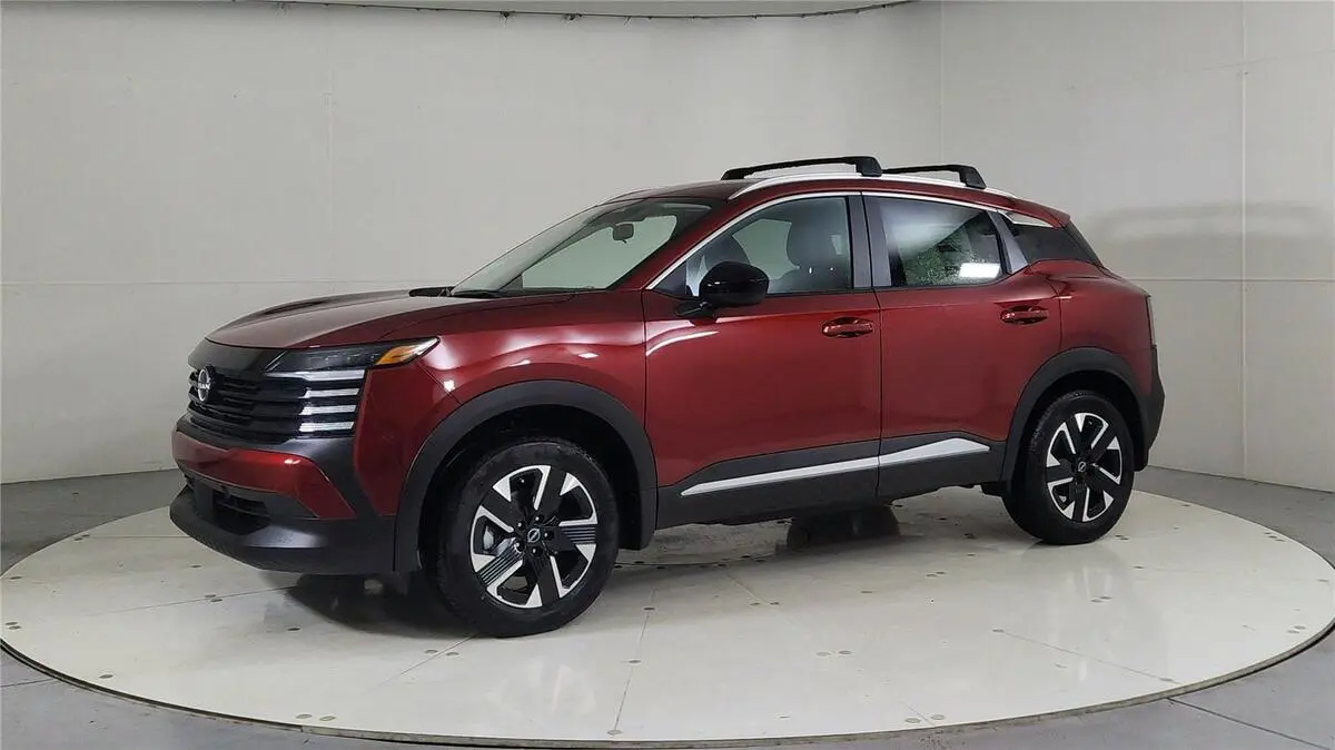 2026 Nissan Kicks SV photo 3