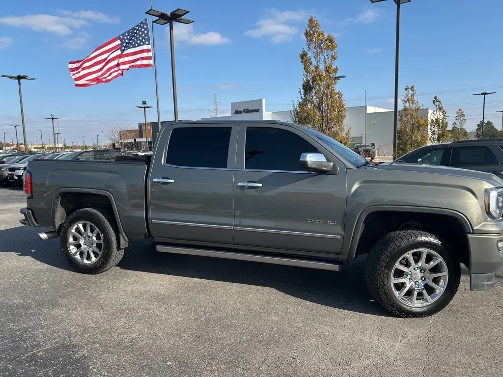 2018 Gmc Sierra 1500 Denali photo 2