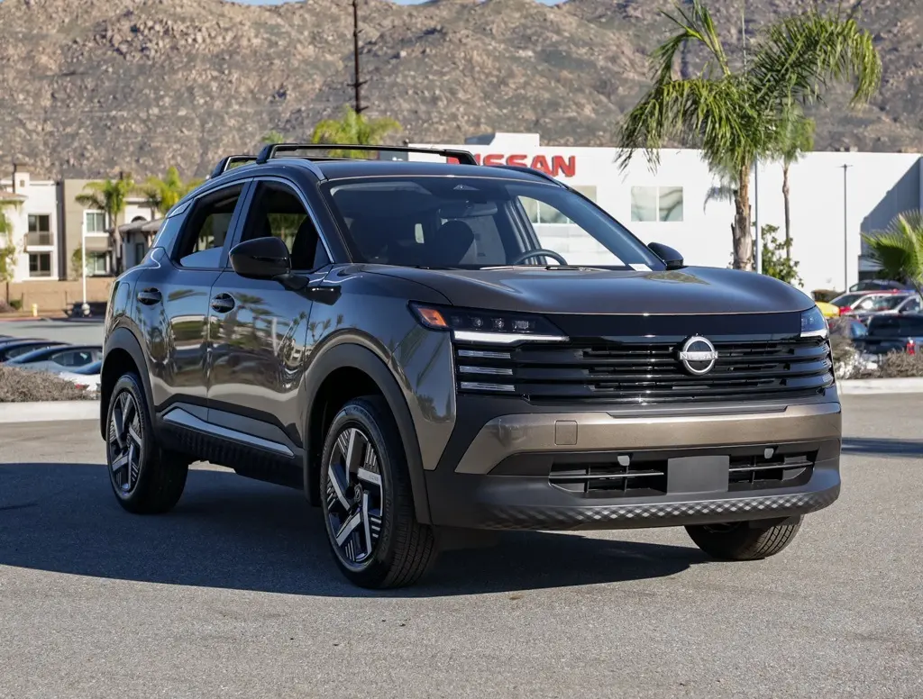 2026 Nissan KICKS SV's photo