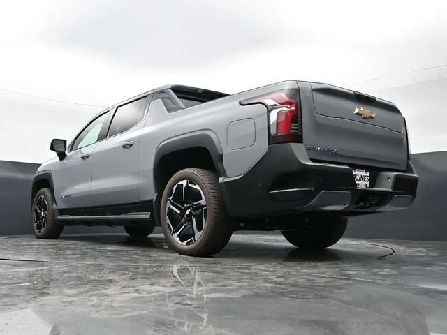 2026 Chevrolet Silverado EV LT - Photo 40