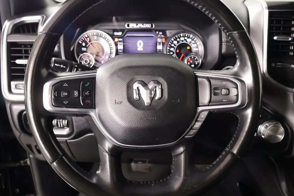 2021 Ram 1500 Laramie photo 3