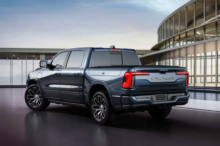 2027 RAM 1500 REV Exterior Driver Side Rear Profile