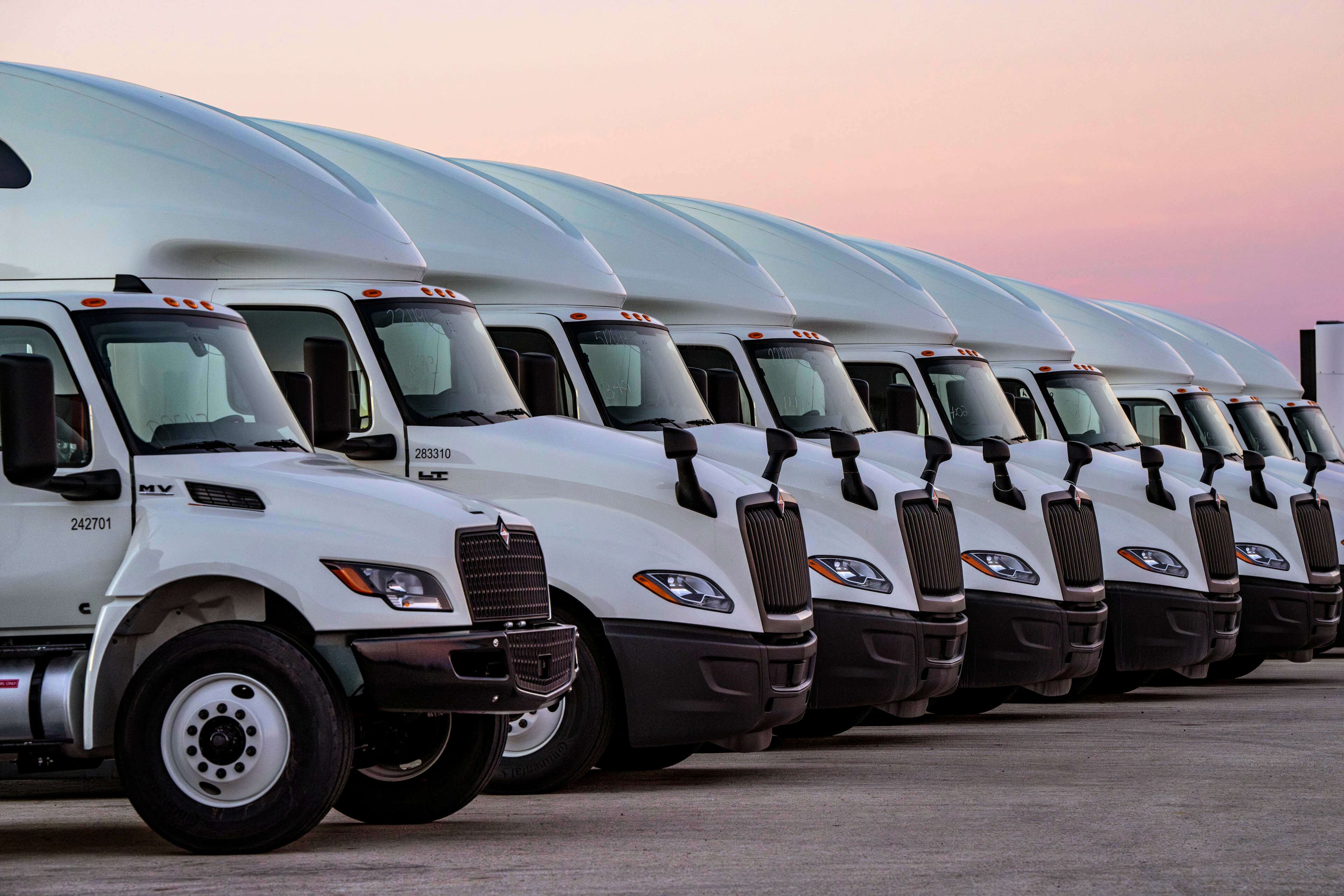 Ascendance Truck Centers - Clarion