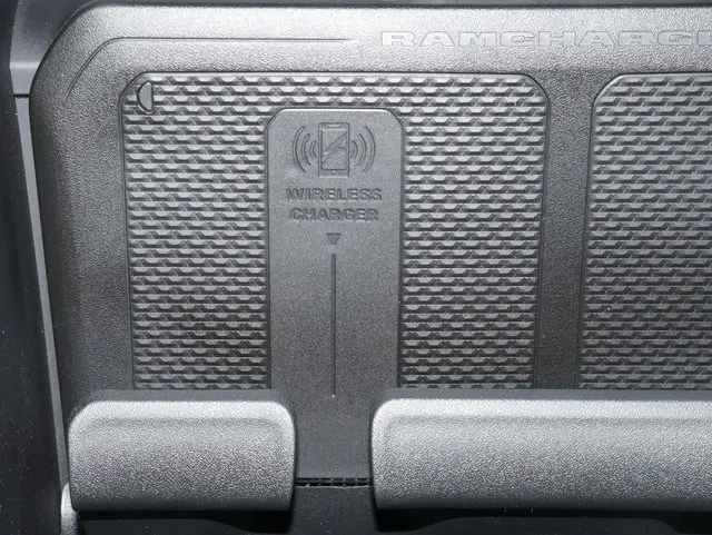 2025 Ram 1500 Big Horn Lone Star photo 3