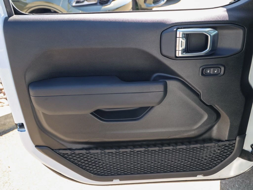 2026 Jeep Wrangler 4-Door Sport - Photo 23