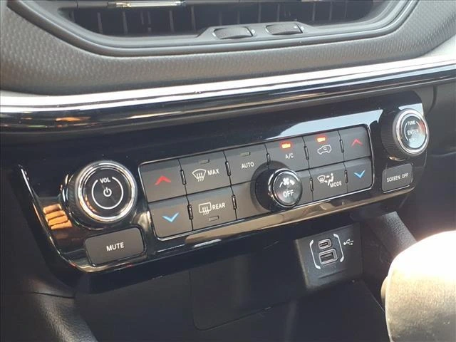 2025 Jeep Compass Trailhawk - Photo 12