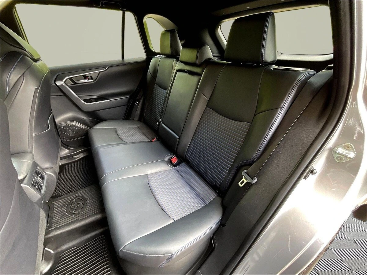 2023 Toyota RAV4 XSE - Photo 22
