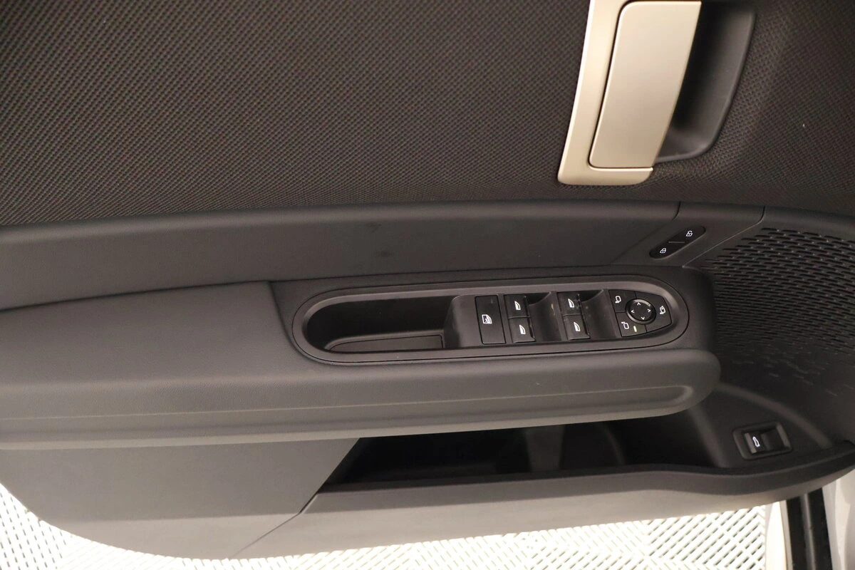 2027 MINI Countryman S - Photo 15