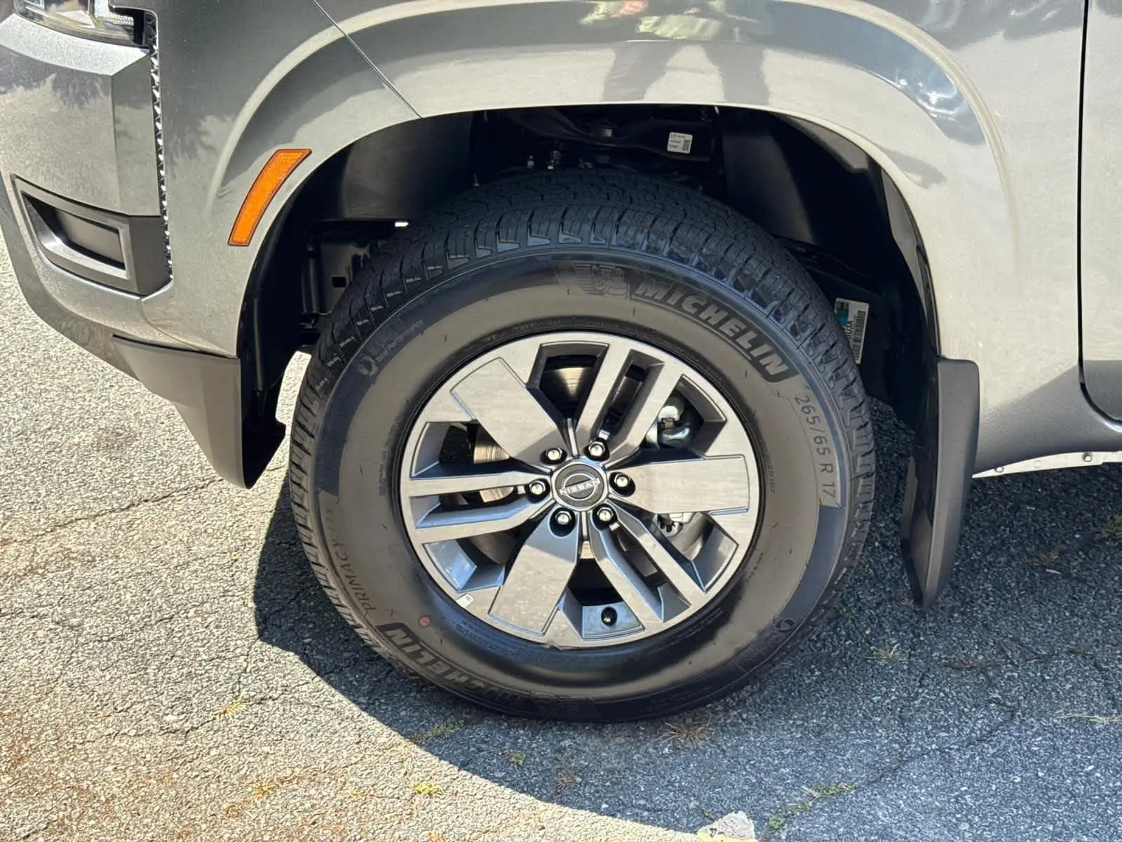 2025 Nissan Frontier SV photo 10