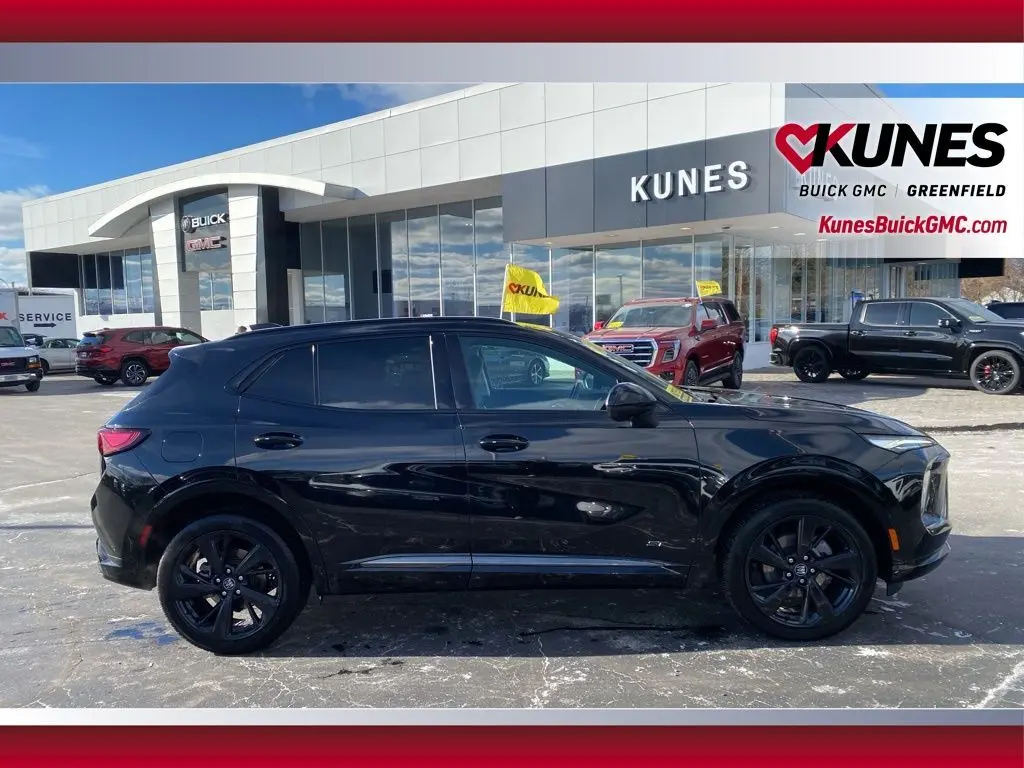 2024 Buick Envision Sport Touring photo 2