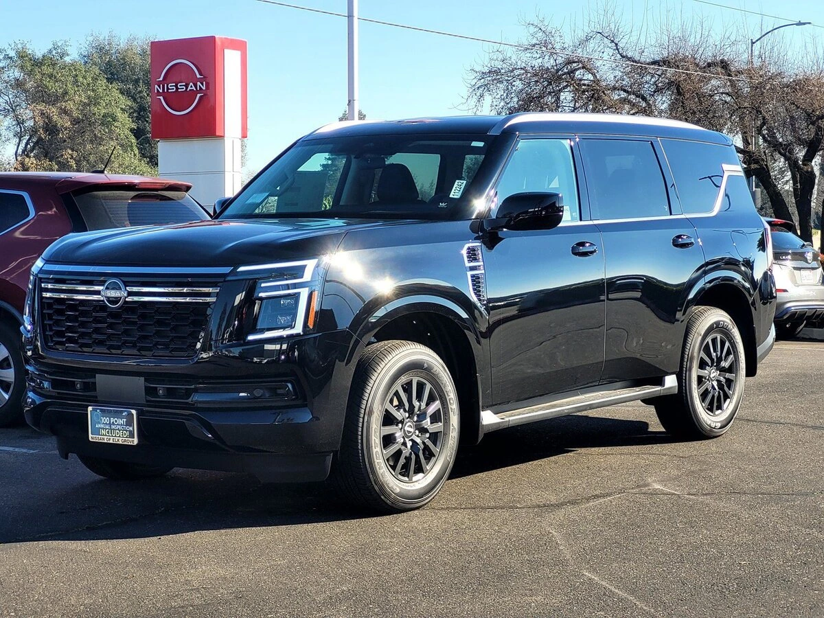 2026 Nissan Armada SV - Photo 8