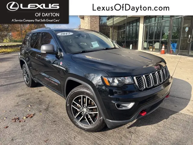 2017 Jeep Grand Cherokee Trailhawk's photo