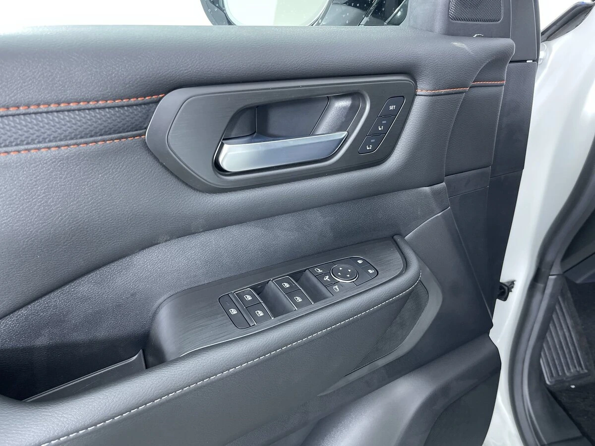 2026 Nissan Armada PRO-4X - Photo 14