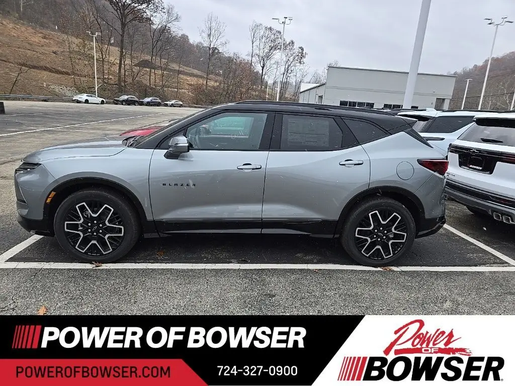 2026 Chevrolet Blazer RS photo 2