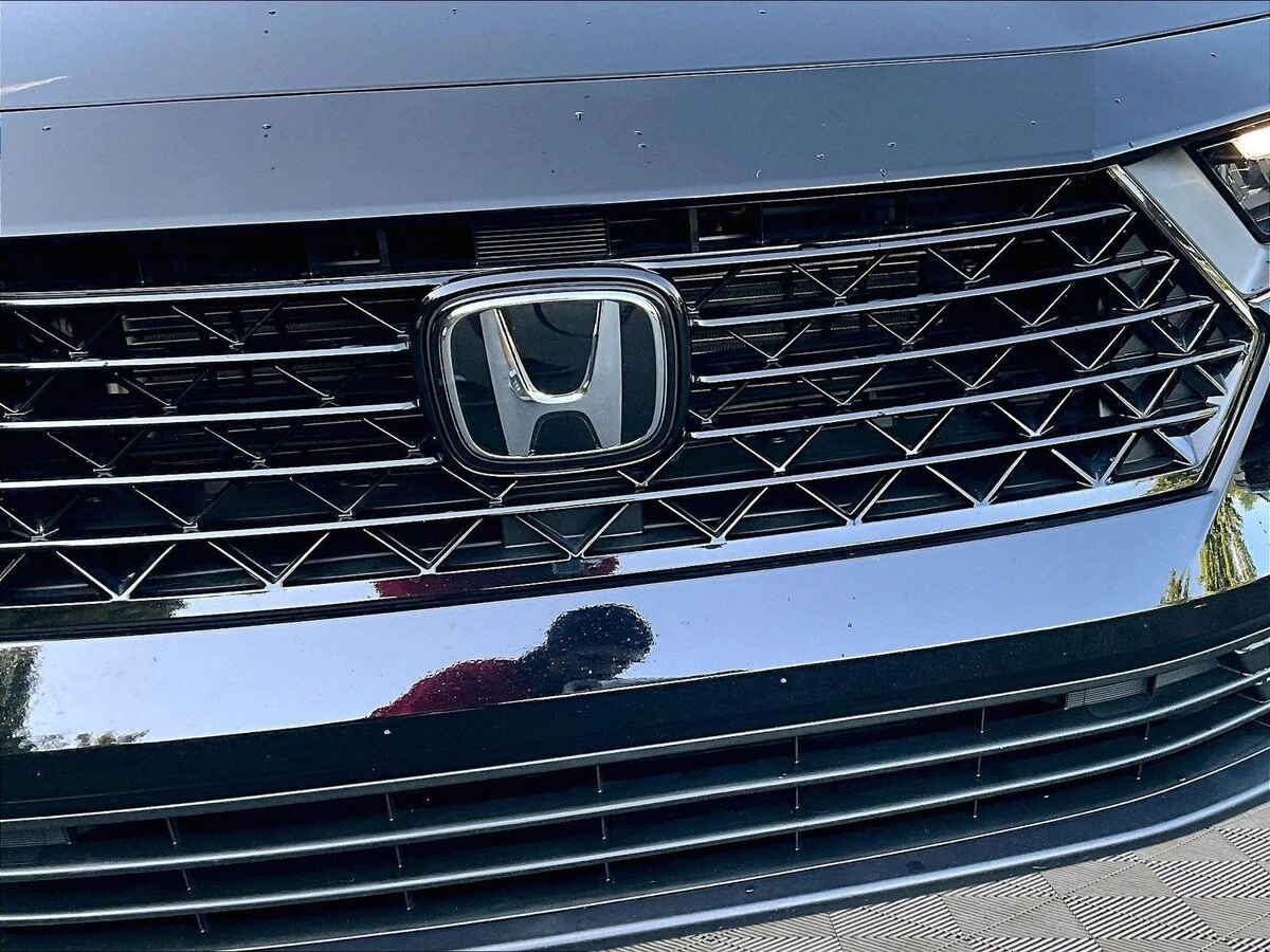 2024 Honda Accord Hybrid Sport - Photo 32