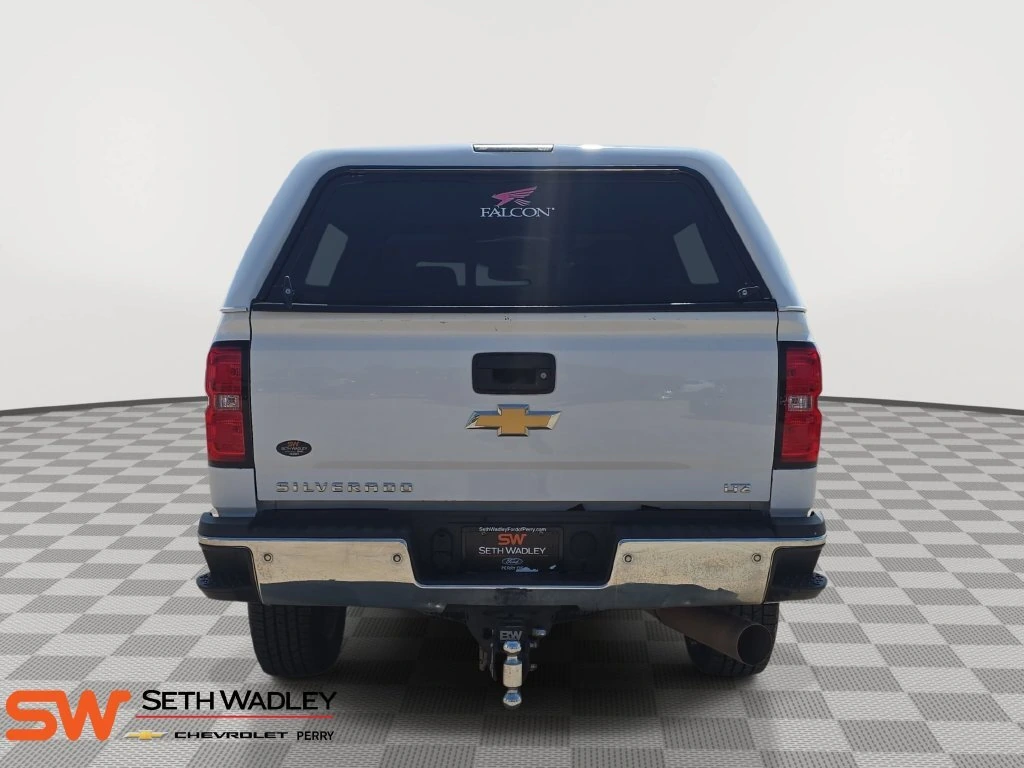 2018 Chevrolet Silverado 2500HD LTZ - Photo 6